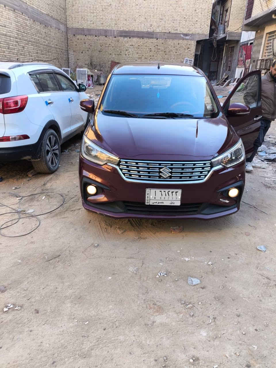 السلام عليكم سياره ساسوكي ارتيجيا 7راكب مكينه 1500بيه صبغ بنيد وجاملخ بارد كير مكينه حد اديه كله مكفول ماشيه 65 قابله للزياد السعر 120وبيه مجال اني مكلف بل نشر الشراي يخابر ***********
