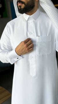 للبيع قطعة قماش دشداشة رجالية واتساب ‏‭0786 514 5198‬