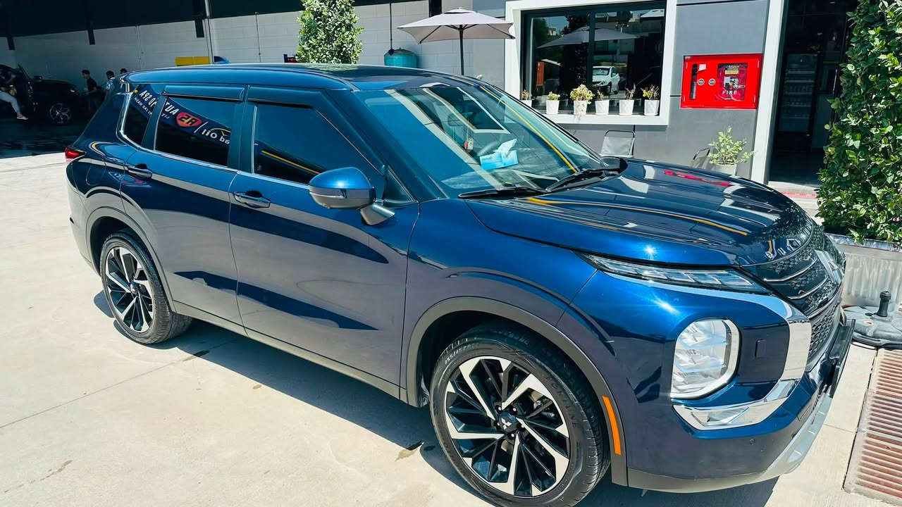 ميتسوبيشي اوتلاندر 2022 SE

سعر 208  ورقة 

* وارد  امريكي

*محرك 4 سلندر

*حجم المحرك 2500cc

🔵المواصفات: 

*7 راكب 

*بصمة

*ويل كروم مقاس 20 انش

*تبريد مركزي 

*اضاءات زيون كامل

*رادار مانع تصادم امامي 

*دخول ذكي بصمة 

*تشغيل بصمة 

*كشنات كهربائية مع منفاخ للظهر

*كشنات جلد وشاموا

*تحكمات ستيرن جهتين 

*كروس سرعة

*كير شفتات خلف الستيرن 

*6 وضعيات قيادة 

*هاند بريك بصمة 

*نظام اوتو هولد 

*نظام مانع الانزلاق 

*شاشة دشبول ديجيتال 

*شاشة مركزية بتدعم نظام الابل كار بلاي 

*كاميرا خلفية

مرقم وكامل بأسمي  رقم اربيل 

كتاب تضليل كامل بأسم السياره 

صبغ بس جاملغ خلفي+تبديل بنيد بلادي

بدون دواخل 💯

بدون ايرباك 💯

مكان السياره اربيل

🔵للمزيد من التفاصيل واتساب 

***********
