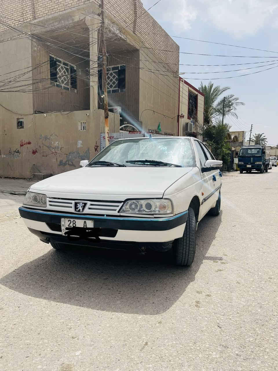 السلام عليكم  بيجو 405
كفاله عامه كير ومكينه فرنسي ستوني مصعده 
تبريد ثلج رقم نجف انكليزي بسمي مشروع وطني 
مكان السياره نجف رقم ***********
السعر 33 وبيها مجال
