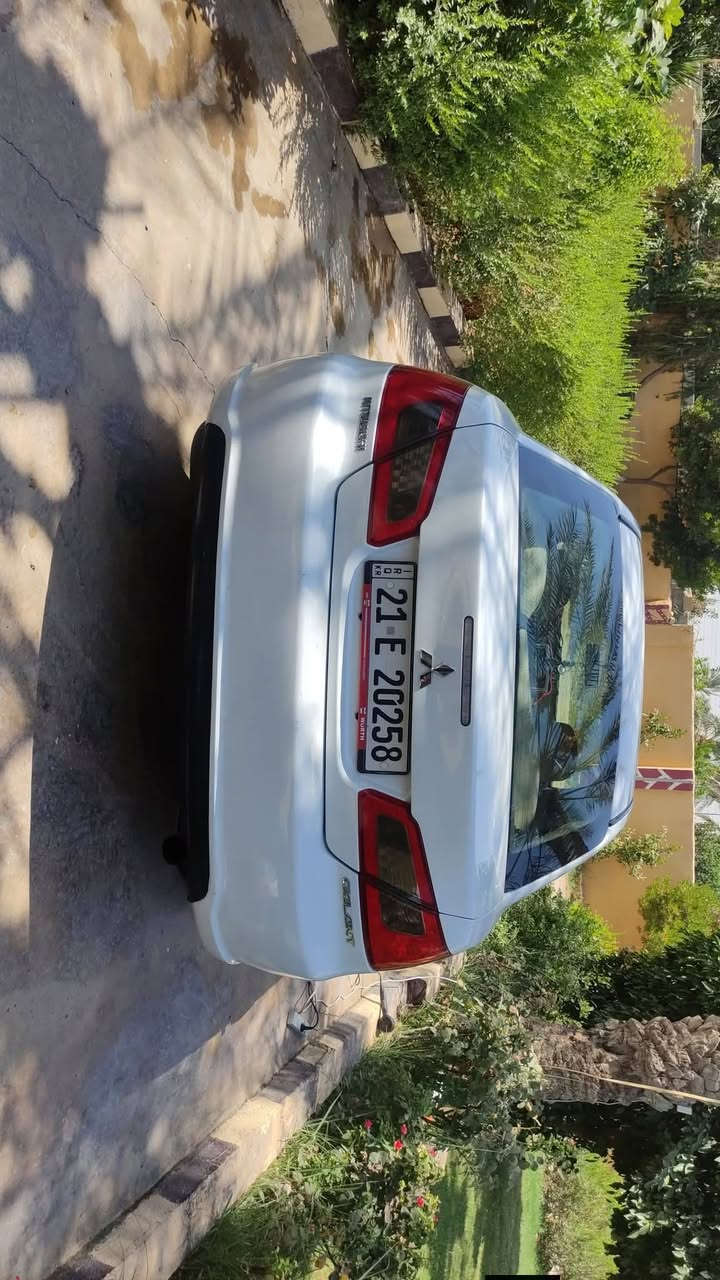 سلام عليكم كالنت 2010 للبيع  السعر 81  بيها  مجال جاملوغ مصبوغ فقط والثاني مبدل بدون اي ضرر داخلي والباقي مبين فول نضيف  رقمها سليمانيه رقم الجديدد
محرك 2400  للاستفسار ***********
