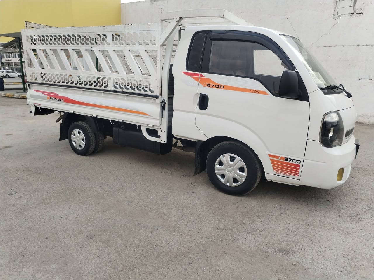 كيه ٢٠١٦ مكفوله كفاله عامه رقم واسط سنويه ٢٠٢٧ سياره جديده معنه الكلمه مال جناي تحويل ثاني يوم مكان السياره واسط مشروع وطني محجره كامله تبريد تدفئه السعر ١١٢ وبيها مجال *********** ***********
