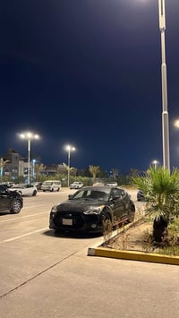 فولتسر 2016 امريكي 1.6t  حادثها جاملغين وبنيد   وبيها باب السايق صبغ  ...