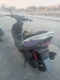 مراوس ب 4 كير أوراق ونضيفه العنده يراسلني خاص او يتصل عليه 07766737572