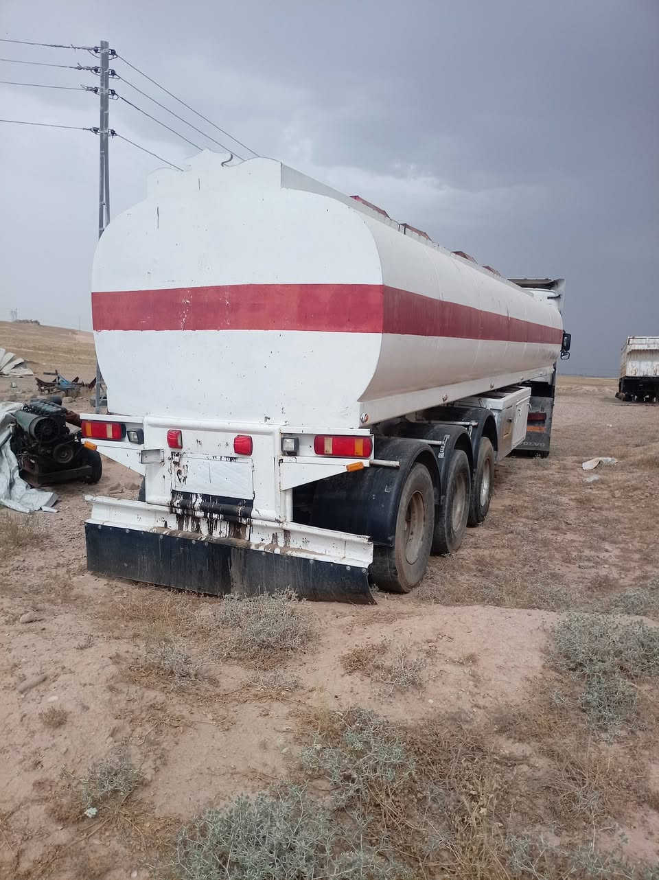 للبيع تنكر دناگير اسكانيه جوبلس التايرات غير شغاله كهربائيات كامله تخم جوبلس بدون اوياله هم يرهم *********** السعر 45
