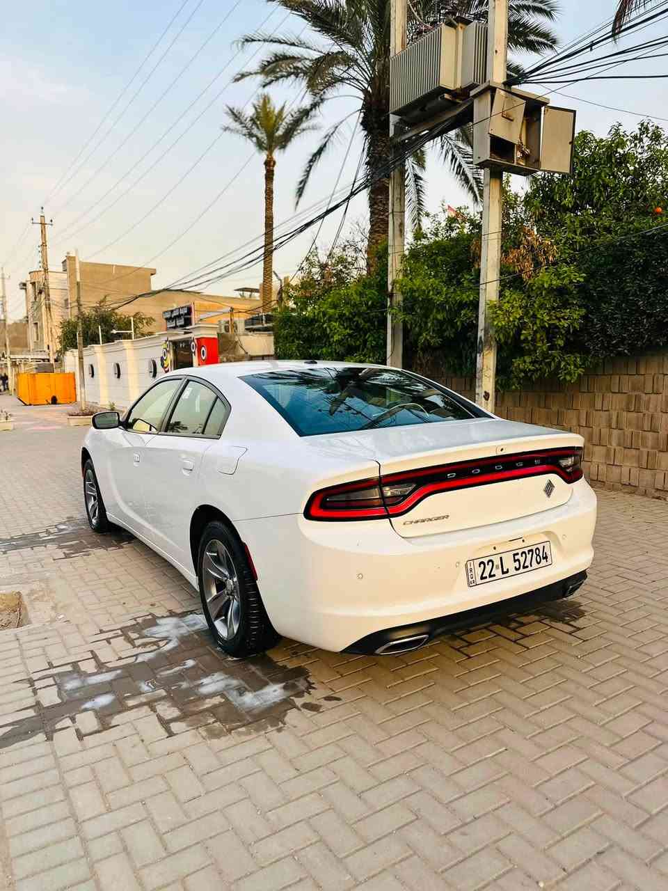 السلام عليكم جارجر  للبيع كفاله من الصبغ والفتح كنديه موديل 2019 عداد 260 ماشيه 102mi بسمي سنويه وهزه جديد 
*********** السعر 232 وبيه مجال جاهزه
