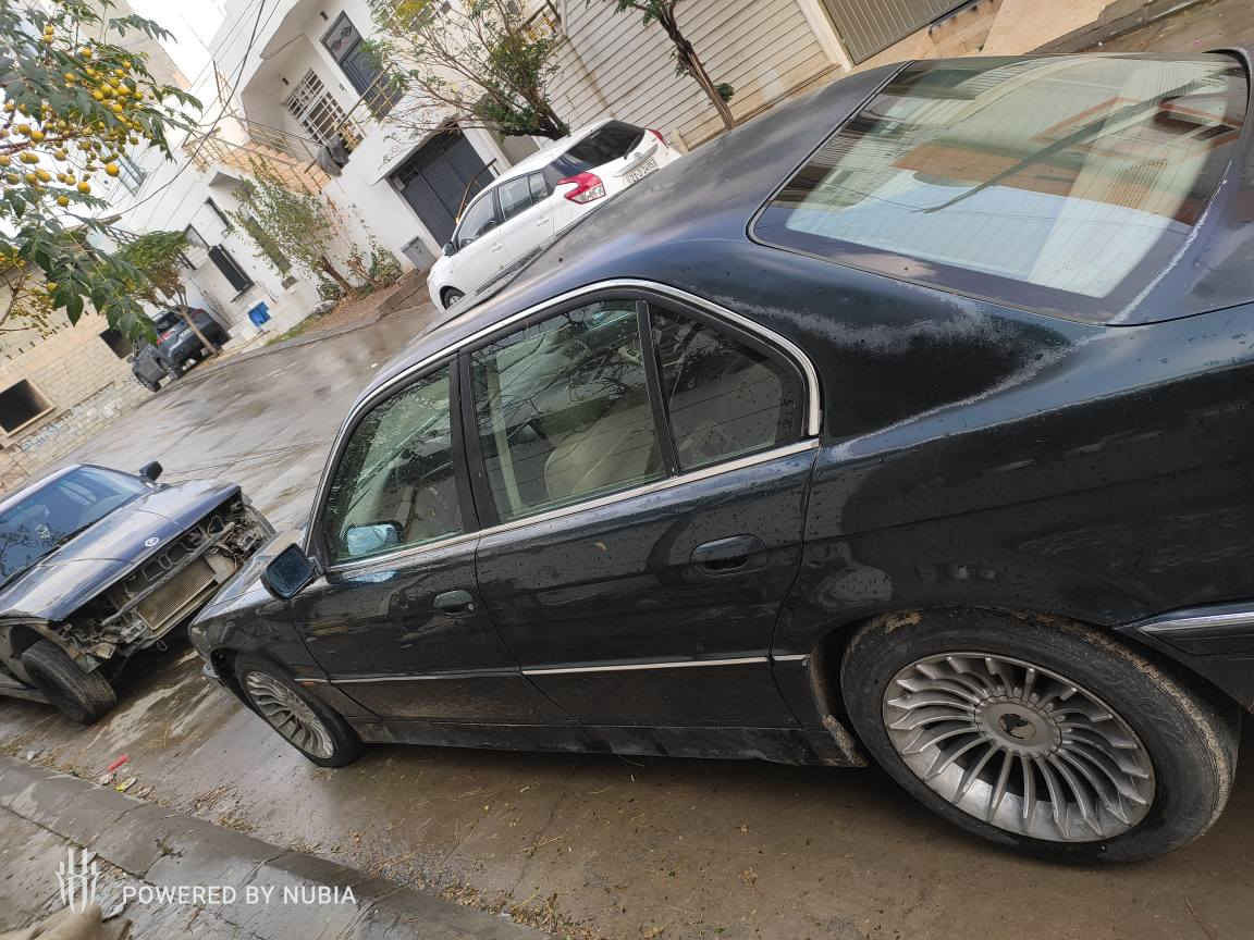 فرۆشتن و گۆڕینەوە 
مۆدێل 1999 بێ دەعم بێ بۆیاخ کوشن جڵد و کارەبا هیتەر ئاوێنە ئەوتۆو کارەبا تەبرید ۲ زۆن سڵایت و ٤ جامکارەبا سیستەمی ساوندی بیلاد  حاسەی دەعامی تەقەو ڕەقەی نیە هەموو گیانی بیلادە ئاڕمێکی لەگەڵە بەس من بە علووج ئەی فرۆشم  
*********** بەس وەتس ئەپی لەسەرە شوێن سلێمانی السليمانية, العراق
