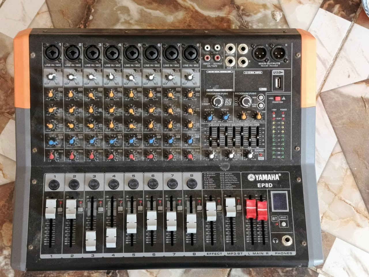 مكسر اربع خطوط جهاز نضيف وضخم ستعمال قليل يشغل اربع سماعات دبل المكان سماوه السعر خاص


**إذا كنت صاحب هذا الإعلان وتريد حذفه لأي سبب، رجاءا أرسل رسالة إلى الدعم الفني**