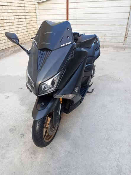 يا اللة دراجة تي ماكس TMAX مديل 2017 بصمة بلاك ماكس المسافة المقطوعة 50الف حقيقي مكينة شرط كفالة  بل كارتون كلج رياضي جامة امامي رياضي لايت زنون تايرات امامي خلفي نضاف ملاحضة تريشة صفحة الستان بيهة كسر خفيف موضح بل صورة مكاني الغزالية الشراي يتصل رجاء *********** يوجد توصيل
