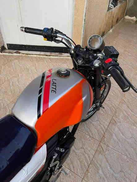 السلام عليكم                             ***********

للبيع دايون لاتي 22 كفاله عامه مكينه مكفوله من كلشي 
اوراق اصولي مكان ديالئ الخالص الشراي يتصل
