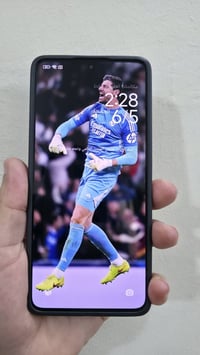 للبيع جهاز بوكو X7ابرو اخو جديد اي شي ما بي نضيف كلش ...تصوير صور كامر...