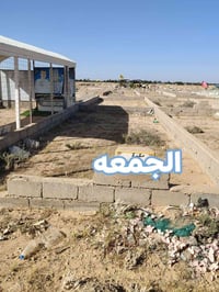 قطعة أرض • بلمقبره النموذجيه • ٤٠م