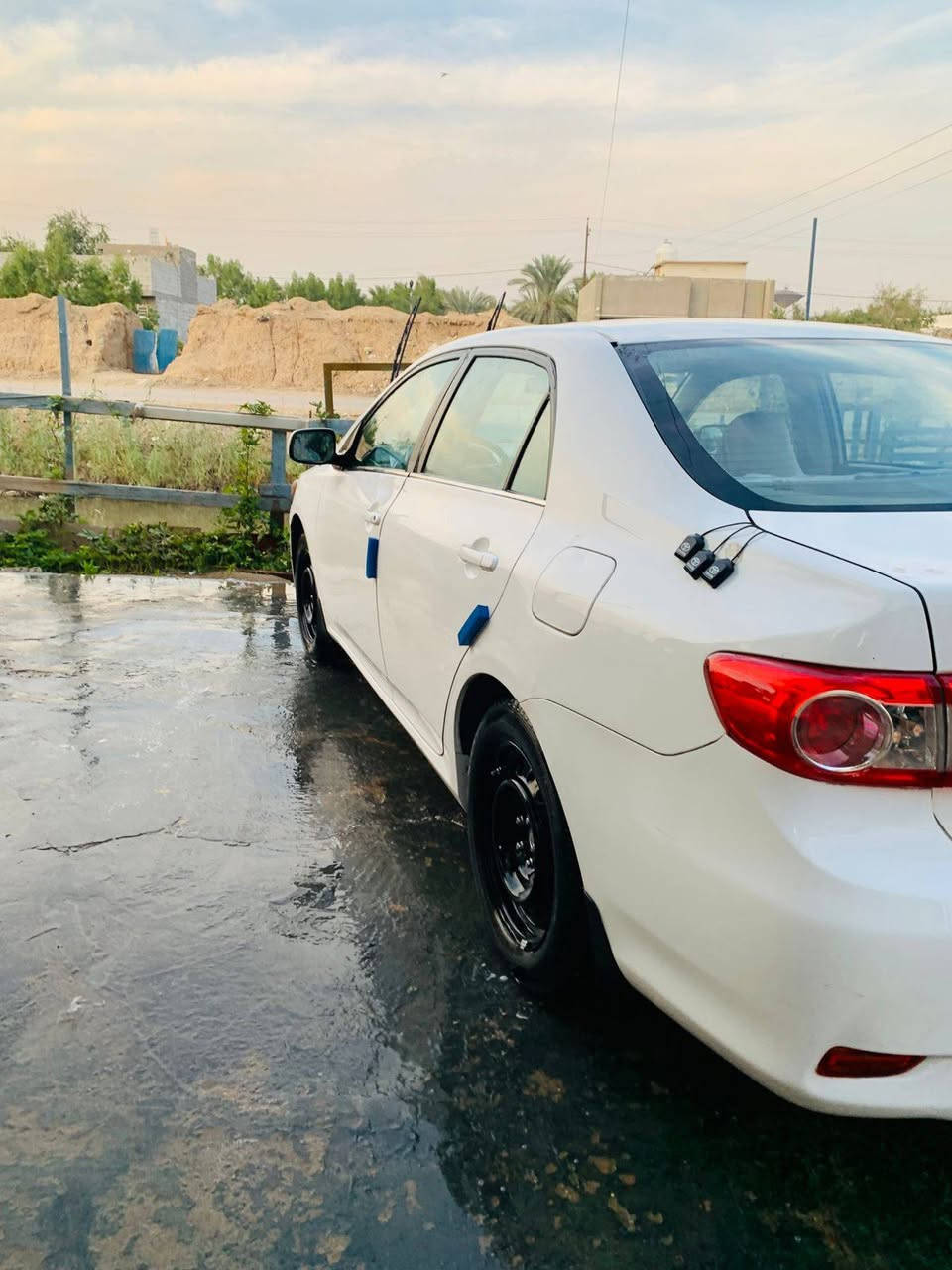 كورلا ٢٠١٣ بسمي صور السونار منشور وياه السعر 135/$ *********** بغداد الشعب تخم تاير صدره جديد تبريد جديد السياره جاهزه
