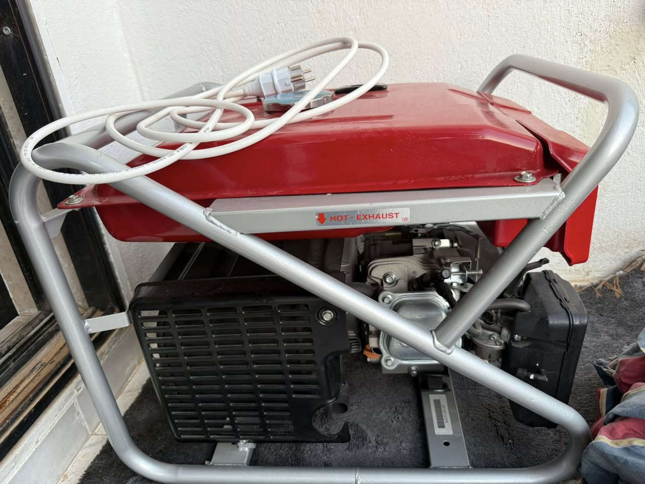 مولد كهربائي ياباني أصلي يعمل لمدة ساعتين فقط
8 أمبير
خزان وقود سعة 10 لترات
بنزين ممتلئ
يستهلك بنزينًا أقل
 بلاک  وكتيب تعليمات
بضمان
الموقع: أربيل
السعر: 7 أوراق ونص ✅
إذا لم تكن عميلًا لدينا، فلا تتردد في التواصل معنا


**إذا كنت صاحب هذا الإعلان وتريد حذفه لأي سبب، رجاءا أرسل رسالة إلى الدعم الفني**