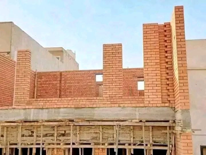 خلفه بناء طابوق درجة اولي ستلام مهندس 
***********
