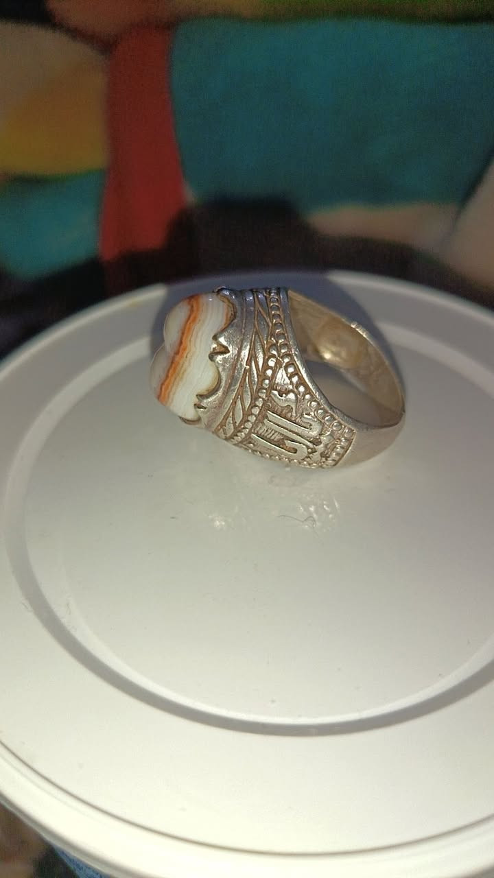 خاتم فظه ثقيل حجر صلي قديم  سعره ٨٥


**إذا كنت صاحب هذا الإعلان وتريد حذفه لأي سبب، رجاءا أرسل رسالة إلى الدعم الفني**