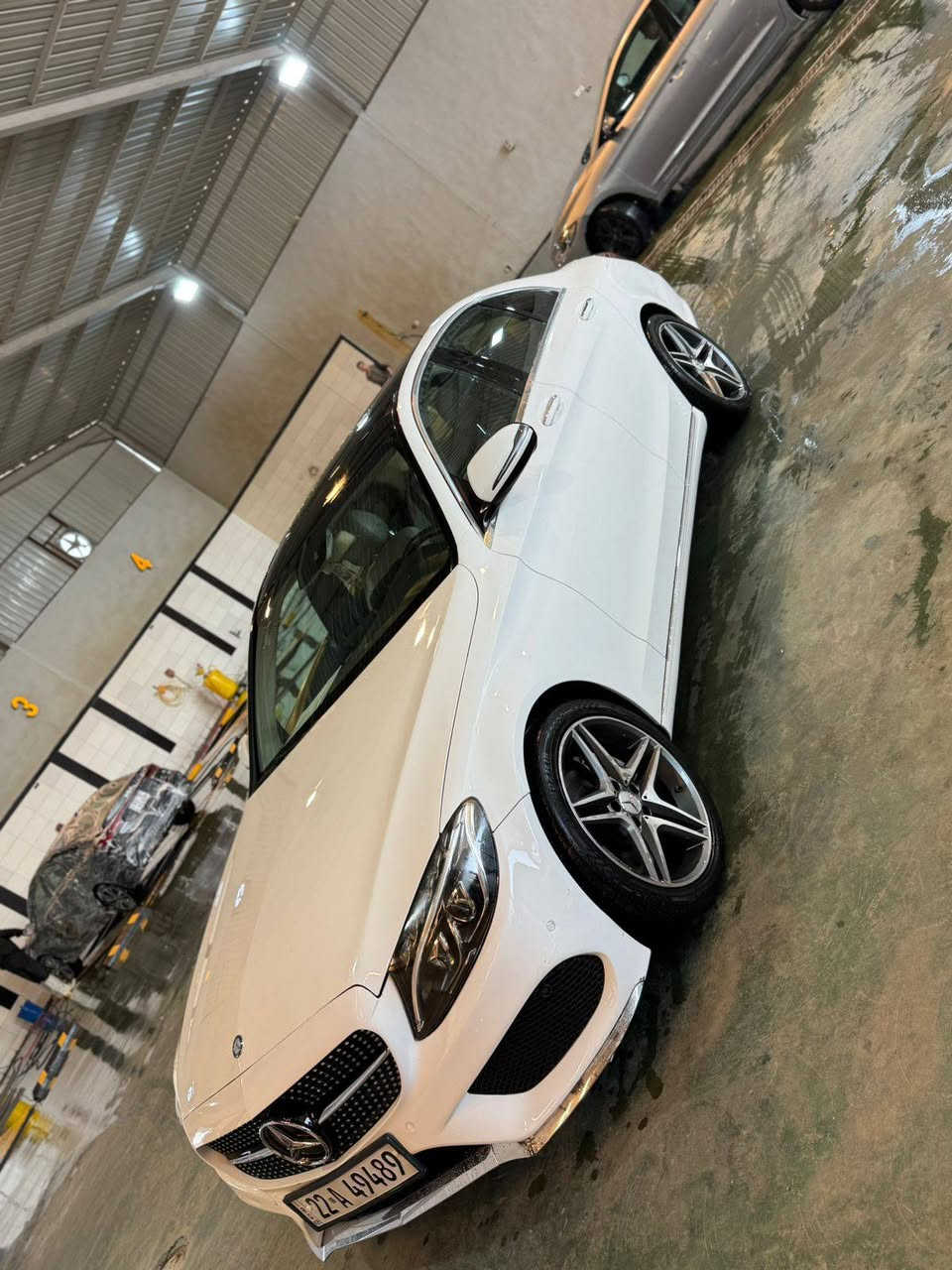 السلام وعليكم للبيع مارسدس
موديل 17 حادثه بنيد ودعاميه 
وارد امريكي سياره مستعجل على البيعه
للستفسار ***********
السعر 215 وبيه مجال حك الجيبه مكان السياره الدوره
