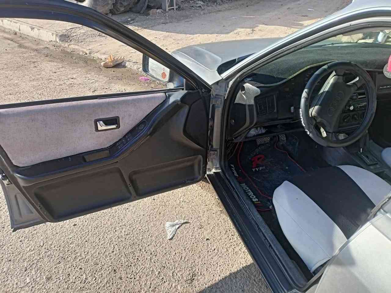 اودي للبيع او مراوس موديل 1991 صبغ بلادي شرط گير اوتو سعر 32بي مجال موبايل ***********
