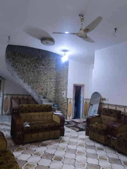 بيت البيع كوت جديده مساحه 200متر غرفتين وصاله ومطبخ وستقبال صحيات داخليه خارجيه مرقم من قسم البلديه سعر 65وبي مجال ستفسار ***********
