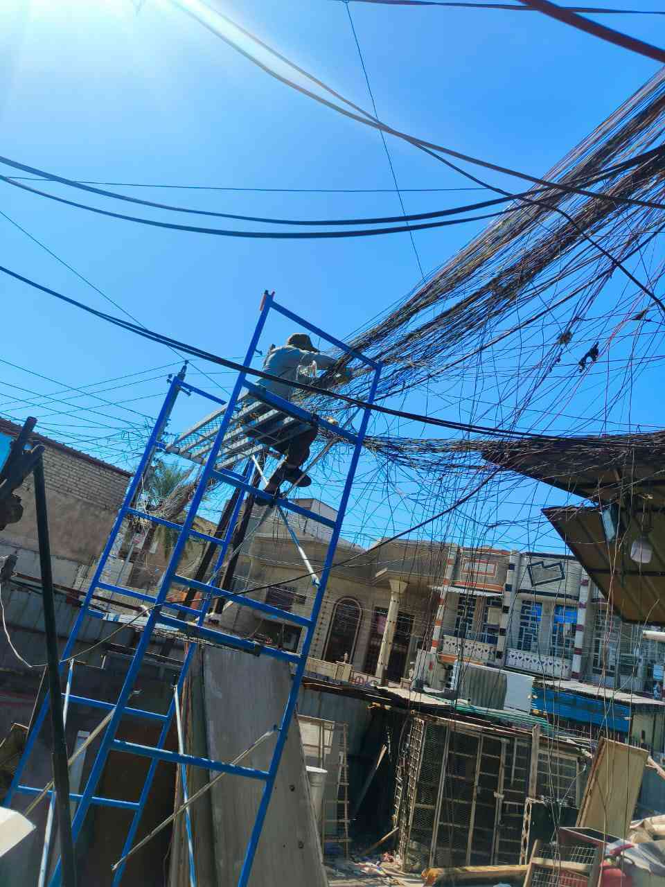 سلام عليكم تصفيه الويارت التالفه ال بل موقع نصفيها ب ادينه ونرتبها  ونرفعها وشغل 100%ومانخلي وياار عطلان يبقه بس الشغال الحاب ينضف موقعه يتصل *********** معه كافات الضمانت تبقه يمه لحد ماكمل شغلي ويقتنع يله اطلع من الموقع
