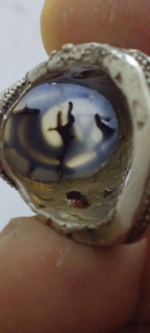 خاتم فضه ثقيله  صياغة ايرانيه خراسانيه قديمه 
عقيق يماني قديم 
سعر25 قفل البصرة, العراق


**إذا كنت صاحب هذا الإعلان وتريد حذفه لأي سبب، رجاءا أرسل رسالة إلى الدعم الفني**