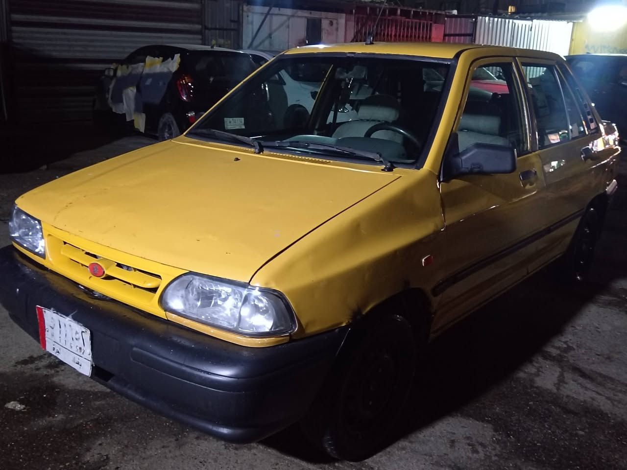 سايبه للبيع موديل 2014 خير من الله
معمره خياسات وفطور مال شاصي السعر 25 بيه مجال الرقم ***********
