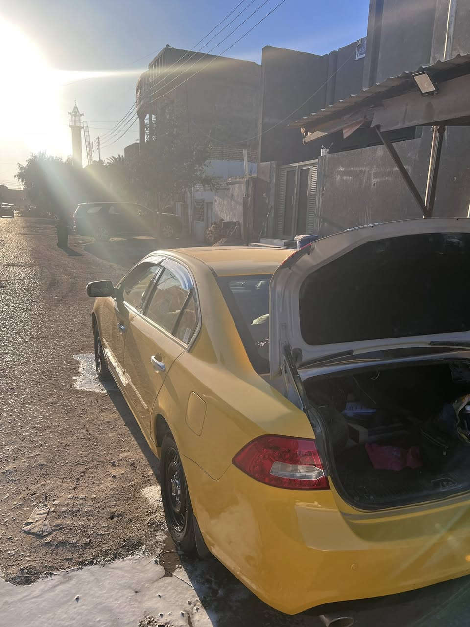 سلام عليكم كيا أوبتيما  ٢٠١٠ فول واحد علا واحد بصمه تشغيل
بصمه بيبيان
 فتحه قماره ذكيه 
تبريد كشنات 
إشارات مراء
مكينه ٢٠٠٠ دوش 
بانزين وغاز 
تاير حداديه مكفوله 
سياره مكفوله ماعدا شبر بل جاملغ الخلفي 
سياره فول واحد علا واحد 
لسياره وارد كوري 
لسعر 115 وبيه مجال بسيط 
للاستفسار 
*********** 
***********
