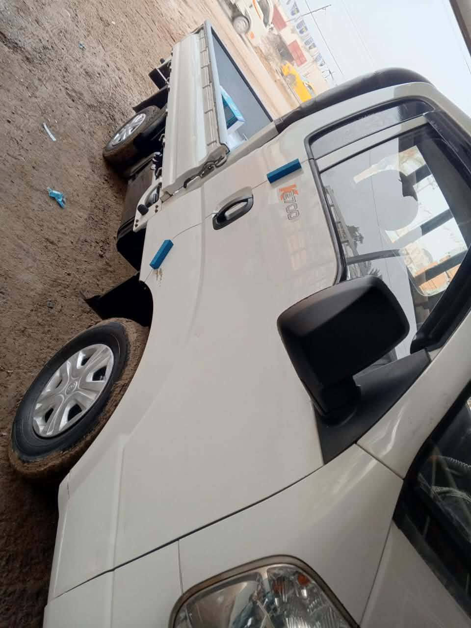 سلام عليكم كيا بنكو 2012 السياره جاهزه ما عايزه برغي رقم ذي قار رقم انكليزي السياره مكانها القاسم باسم راعيها ابو القاسم سياره كفاله عامه للمعلومات اكثر اتصال بصاحب السياره اني مكلف بالنشر السعر يم صاحب السياره 
0782 811 2959
