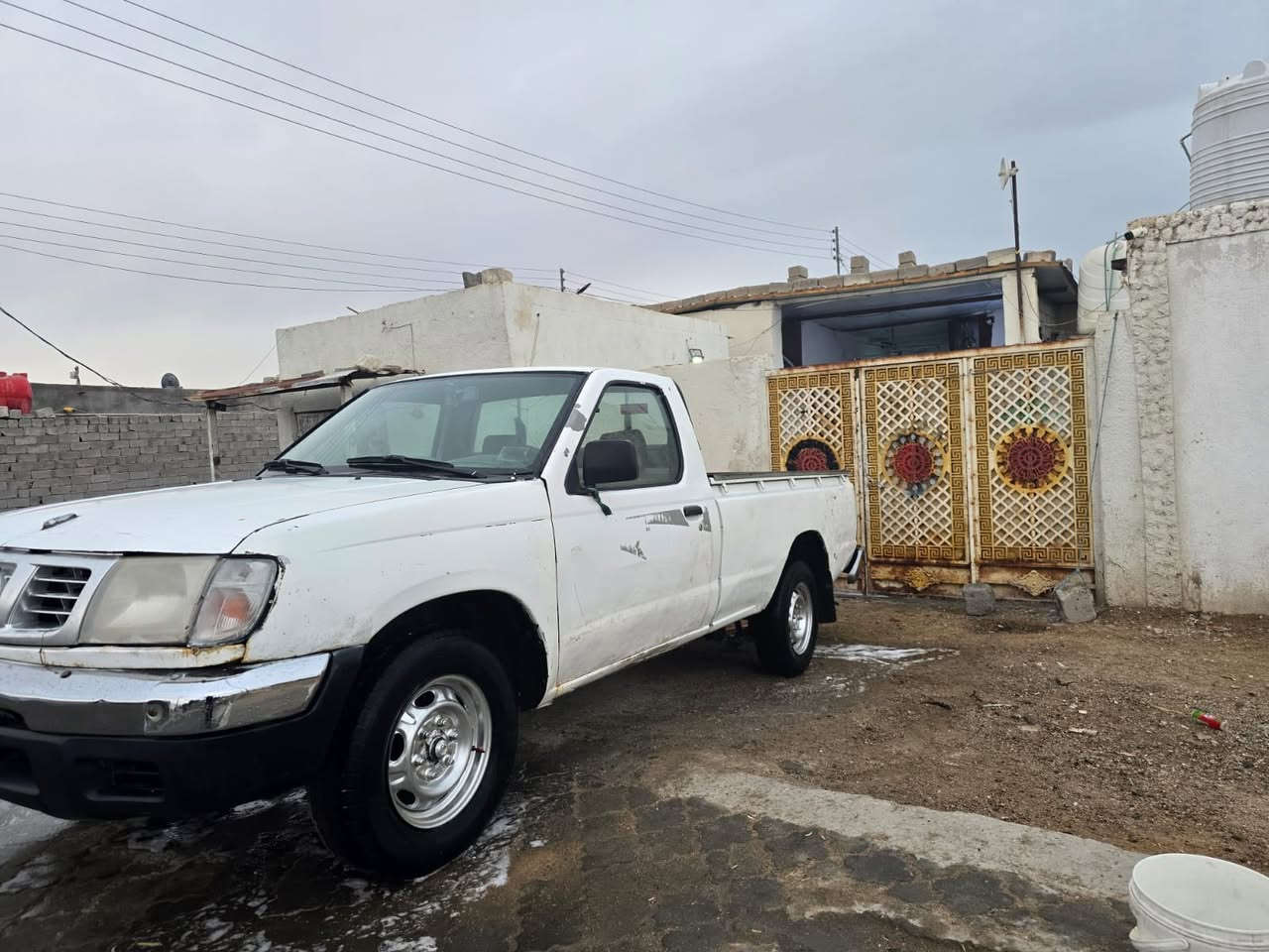 سلام عليكم بيكم نيسان تك موديل 2002 البدي 5حلقه   رقم بغداد الماني مكفوله من الكص ونقل مكينه 2400كير عادي كفاله تم تاير حداده جديده كهربايات كلها شغاله السعر47 مكاني بصره ***********
