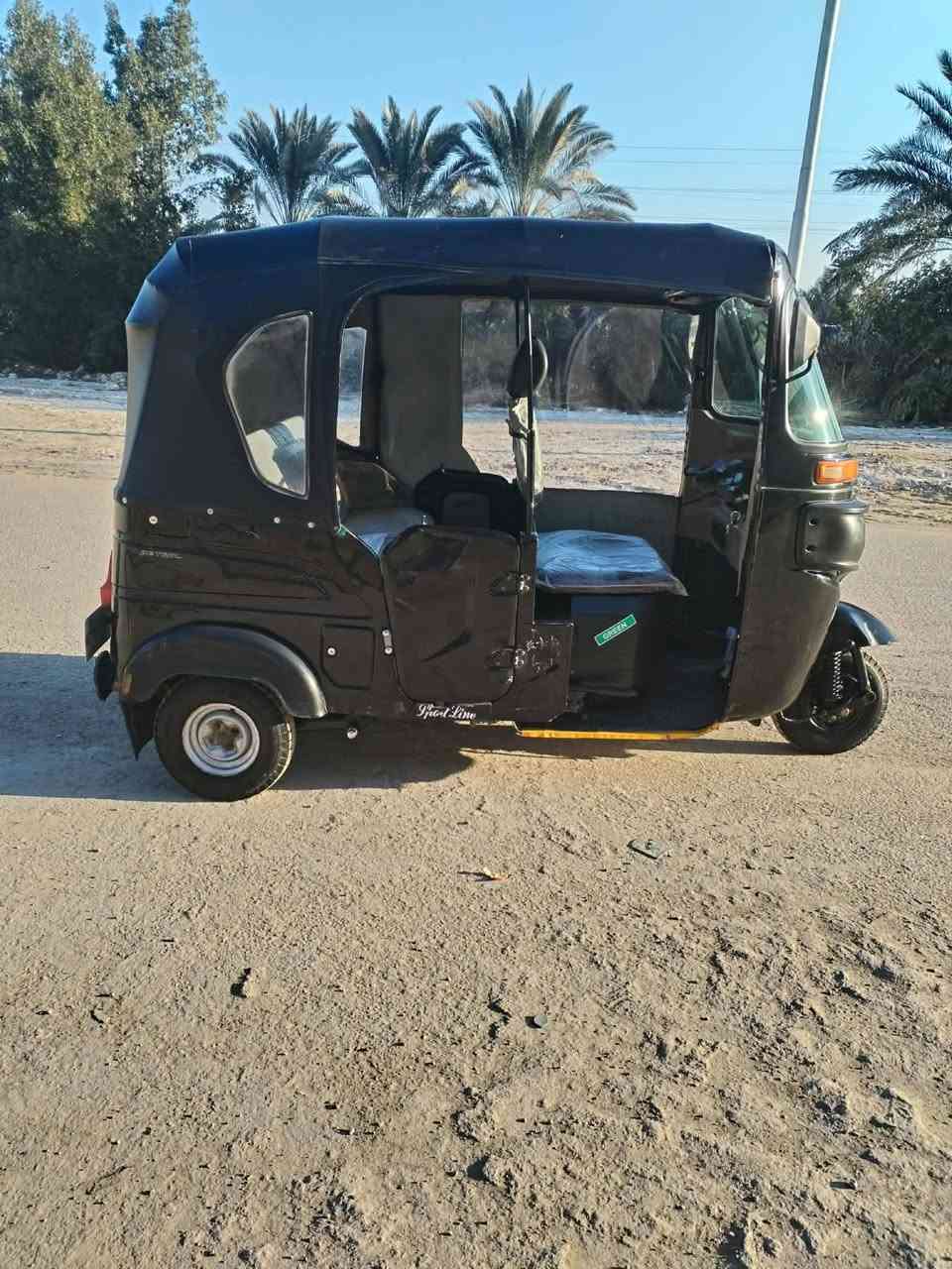 للبيع 22 تفاصيل داخل الفديو سعر اتصل وبيك خير وتدلل ***********
