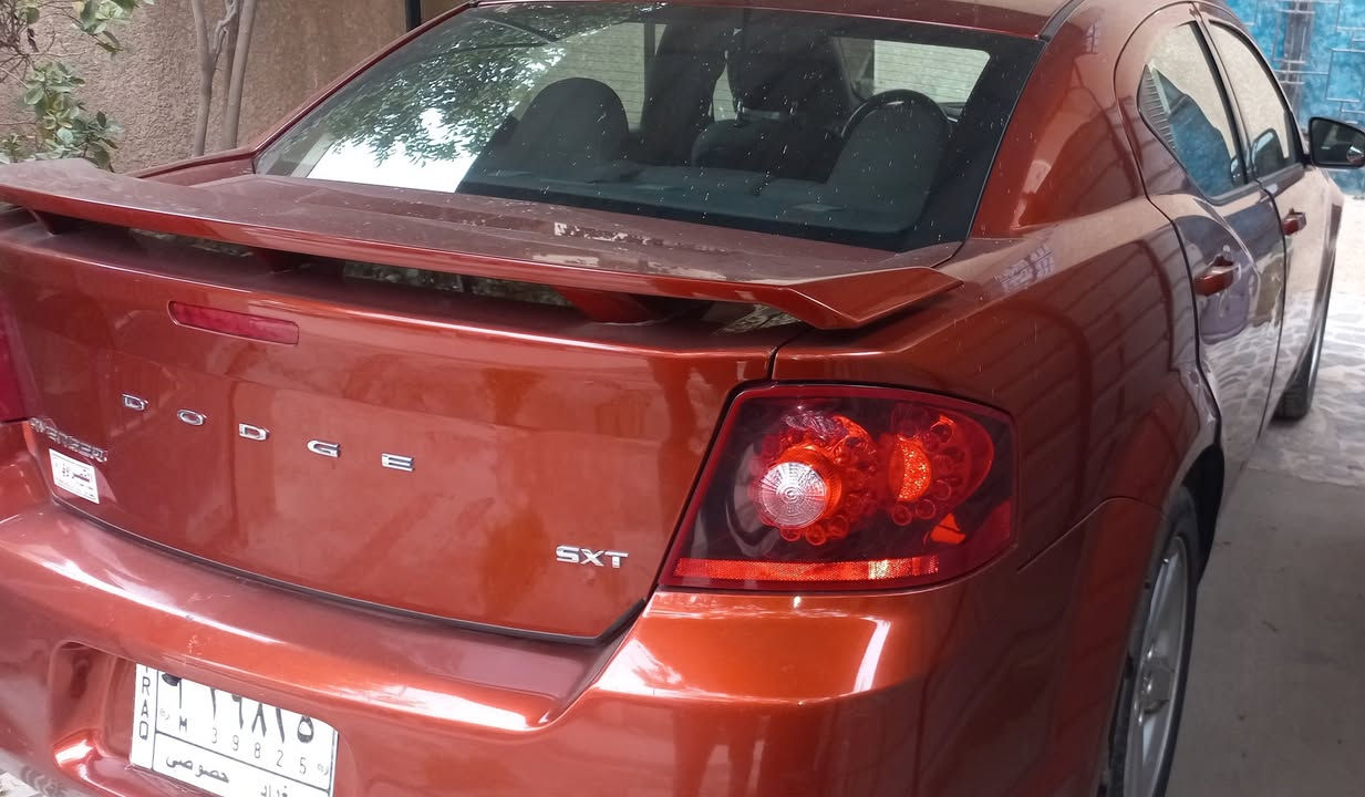 السلام عليكم
دوج افنجر ٢٠١٢ وارد امريكي 
بيها تصليح وصبغ باب السائق والجاملغ الخلفي جهة السايق بدون ايرباك وبدون تبديل السيارة ليبل واحد
بيها ملاحظات بالكشر حاليا بس السيارة كاعدة وتقريبا كاملة
محرك ٢٤٠٠ كير ٦ نمر ابو التبترونك
كهربائياتها بلادية ما ملعوب بيها ابد 
شادلها منظومة غاز ايطالية
مواصفات كشن السايق كهرباء هيتر بالمرايا الجانبية شاشة وكامرا تحكم استيرن جهتين شاشة اعطال وويل ١٨ بلادي 
ماشية تقريبا ١٢٠ الف ميل
باسمي والسنوية ما منتهية
مكانهة بغداد الغزالية
السعر ٩٠ وبي مجال بسيط 
للتواصل ***********
