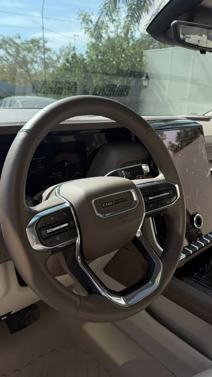 سلام عليكم
2025    GMC DENALI
ضمان شركة المنصور ماشية   14,000
السيارة جديدة بمعنئ الكلمة وكفاااله عامة ماريد اطول عليك بالمواصفات الدنلي و ٢٥ معروف بعد وواضح 

السياره من استلمتها من الشركة بيها برغي مفتوح بالجاملغ هنه ٤ براغي واحد منهن مفتوح لغرض تطبيك الجاملغ هاذا كلام الشركة يعني كلشي ماكو بس لازم نذكره ❤️ 

السعر 785 ورقة وبيها مجال قليل 
مكاني بغداد زيونة  ***********
