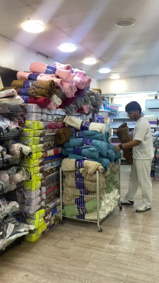 حصريًا لدى مجمع الدار! أفضل الأسعار وأقوى العروض بانتظاركم في فروعنا: 📍 الفرع الأول: بغداد، حي الجامعة، شارع الربيع، مقابل جامع حي الجامعة 📍 الفرع الثاني: بغداد، حي العدل، شارع الربيع، مقابل قطاع العدل الصحي 📍 الفرع الثالث: بغداد، العامرية، شارع العسل 🚚 خدمة التوصيل: لجميع محافظات العراق 📞 للاستفسار: ***********  تابعنا على إنستغرام للحصول على المزيد من العروض والمنتجات: ttps://instagram.com/al.darr?igs استكرام الخاص hid=1910uh https://instagram.com/al.darr ?igshid=19t0uh⁩⁩ 
