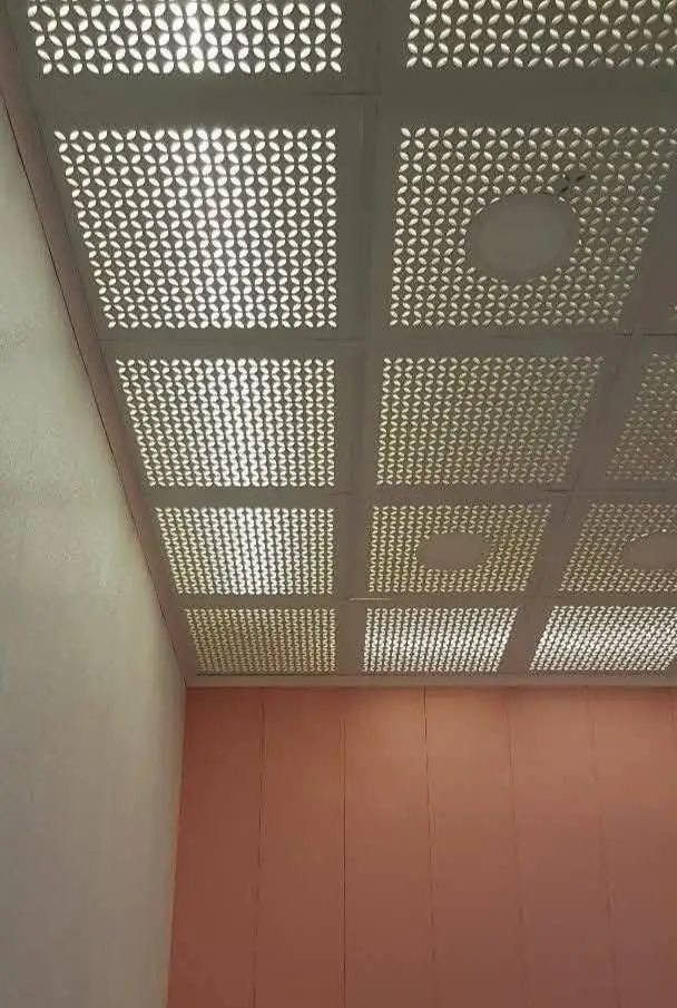 مستعدون لعمل الاصباغ وسقوف الثانوية وديكور 
*********** / #البصرة
