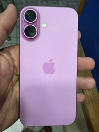 ايفون 16 • ضمان شركة • بطارية 90