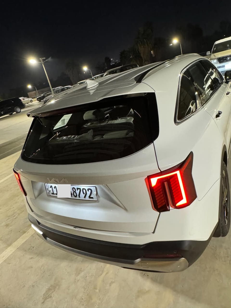 عندي سياره نوع سورنتو موديل 2024 رقم بغداد ماشيه 55 المواصفات فول ماعدا البنراما مكفوله من الصبغ ماعدا الجاملغ الأيسر الخلفي بارد قليل جدا طول 5 سم  محرك6 سلندر 
الاتصال على الرقم
***********
العنوان بغداد
السعر
