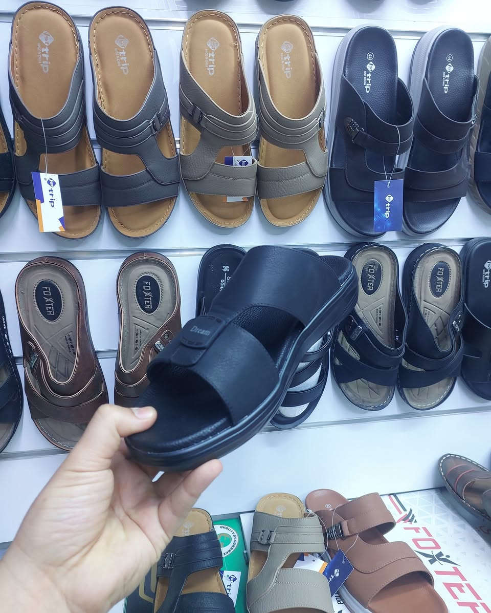 🔥 وصل حديثاً – شحاط رجالي درجة أولى 🔥
✔️ خامة ممتازة وجودة عالية
✔️ الوزن ريشة وخفيف جداً باللبس
✔️ مريح للمشي والاستخدام اليومي
✔️ الألوان موضحة بالصور
✔️ القياسات من 40 لحد 46
📍 متوفر حصرياً في محل كرار باجي
العنوان: كوت – حي الزهراء – قرب مركز الخلود
🚚 التوصيل متوفر فقط داخل مركز الكوت
لا يفوتكم العرض 💯
شرفونا ونورتونا 🌹


**إذا كنت صاحب هذا الإعلان وتريد حذفه لأي سبب، رجاءا أرسل رسالة إلى الدعم الفني**