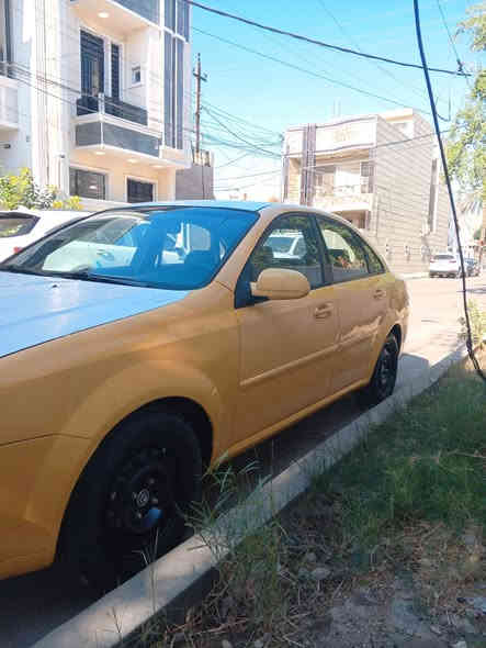 وبتره شركه عامه سياره بلاديه 2012 لا ضربه ولا صبغ بس جملغ امامي مبدل بلادي كير مكينه خير من الله كير عادي تخم تاير صدر امامي خلفي جديد  دوشه جديده تريك لبصره ما مشيه هواي  مكاني بغداد حي لعلام*********** سعر 65بيه محال
