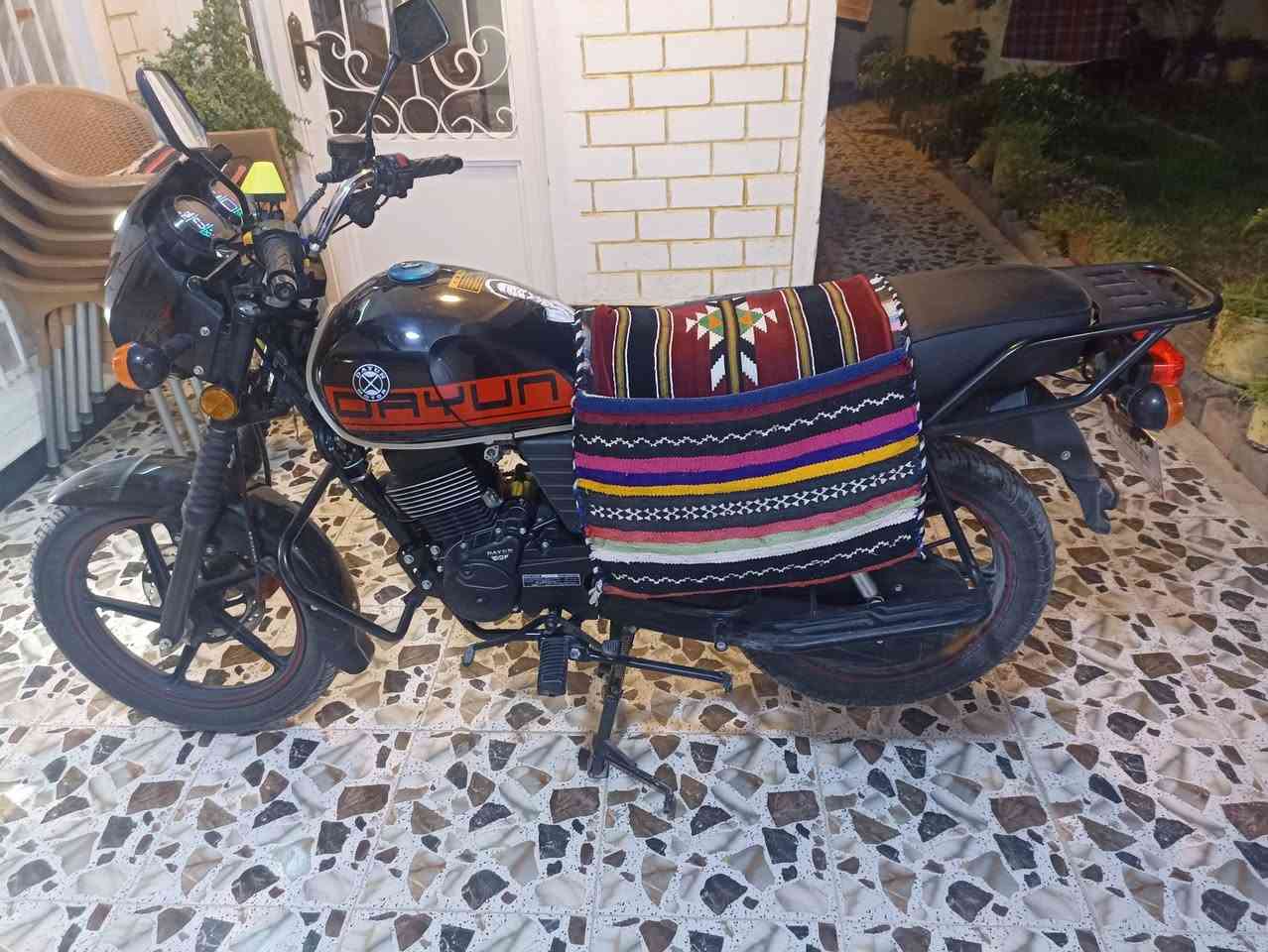 السلام عليكم رقم ***********
دراجه دايوان 25 دراجه جديد محرك قوي وناعم برغي ما ملعوب بيها دراجه تجي تفحص وشوف ربع ما اذب عليها مكان ديالى الخالص
