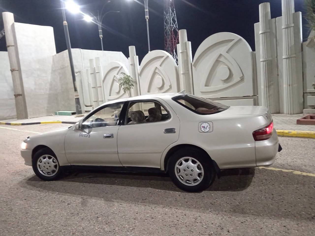 السلام عليكم 
سياره كرستا كفالة فقط  من كص من نقل جثه من اصوليات مصبوغه عام نضاف شوف العين غرفه نضيفه
تايرات جدد حداديه الصدر جديد الخلفيه نص عمر
سنويه منتهيه صاحبها موجود يريد تحويل عنوان المكان البصره
السعر ٥٨ وبيها مجال للشراي 

فقط واتساب 
***********
