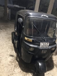 تكتك للبيع  موديل ٢٠٢٠ رقم وسنويه بغداد الشعه  السعر: ٦ و٣٠٠ الرقم : ٠...