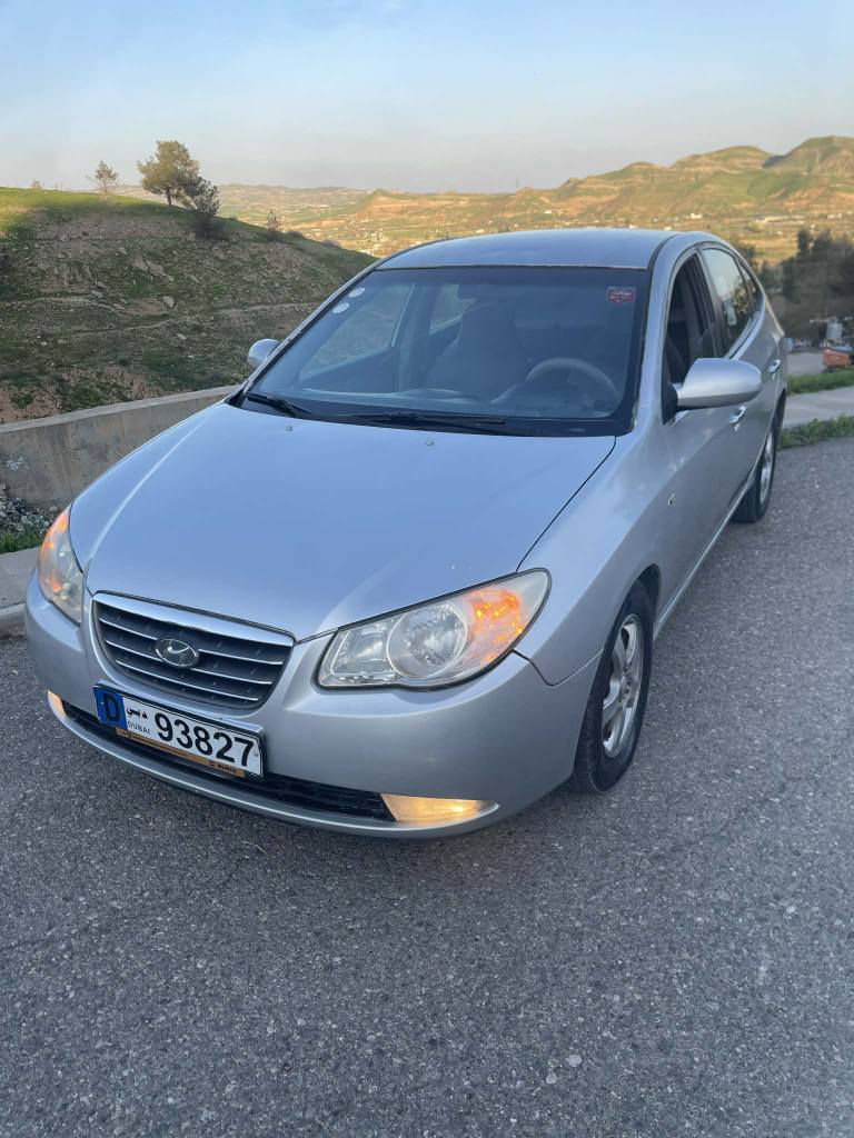 ئافانتی 2007
46 گەڵا
مەکینە گچکەی دەکشن بەرز
کەفەر و سەخفی بەشەرت 
جلدو هیتەر
تەبرید لەمس 
حەساس 
نمونە لە جوانی 
چوار تایەی لۆک 
رۆنو فلتەر تازە گۆراوە 
شوختو قەپو قۆپی نیە.
*********** كويسينجاك, أربيل
