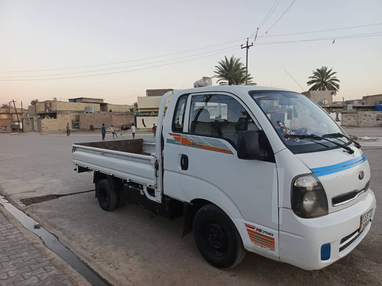 سياره مديل 14 رقم ميسان نكليزي بسمي سياره سياره جاهزه مكفوله بس هلالات معمرات محرك الفين وسبعميه وكير واكسن وصدر وكهربايات كله جديد مكان بغداد الحسينيه المعامل رقم 📱 *********** اني مكلف بل نشر سياره مال جناي
