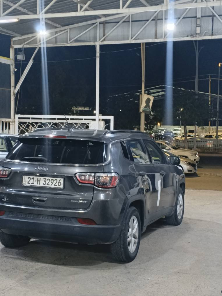 Jeep compas 2021 
2 بارچه ى بوياغه بئ ناو گرتن پيشى كه پسه 
80 هه زار كم روشتوه 
سه نه وى تازه يه تا 2029 
گير و مه كينه به شه رت كاره بايات به شه رت 
سعرى 128$  
***********. واتساپى له سه ره 
شوين كه ركوك كركوك, العراق
