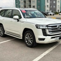 لاندكروز GXR • ٢٠٢٢ • ٥٧٠٠٠ كم