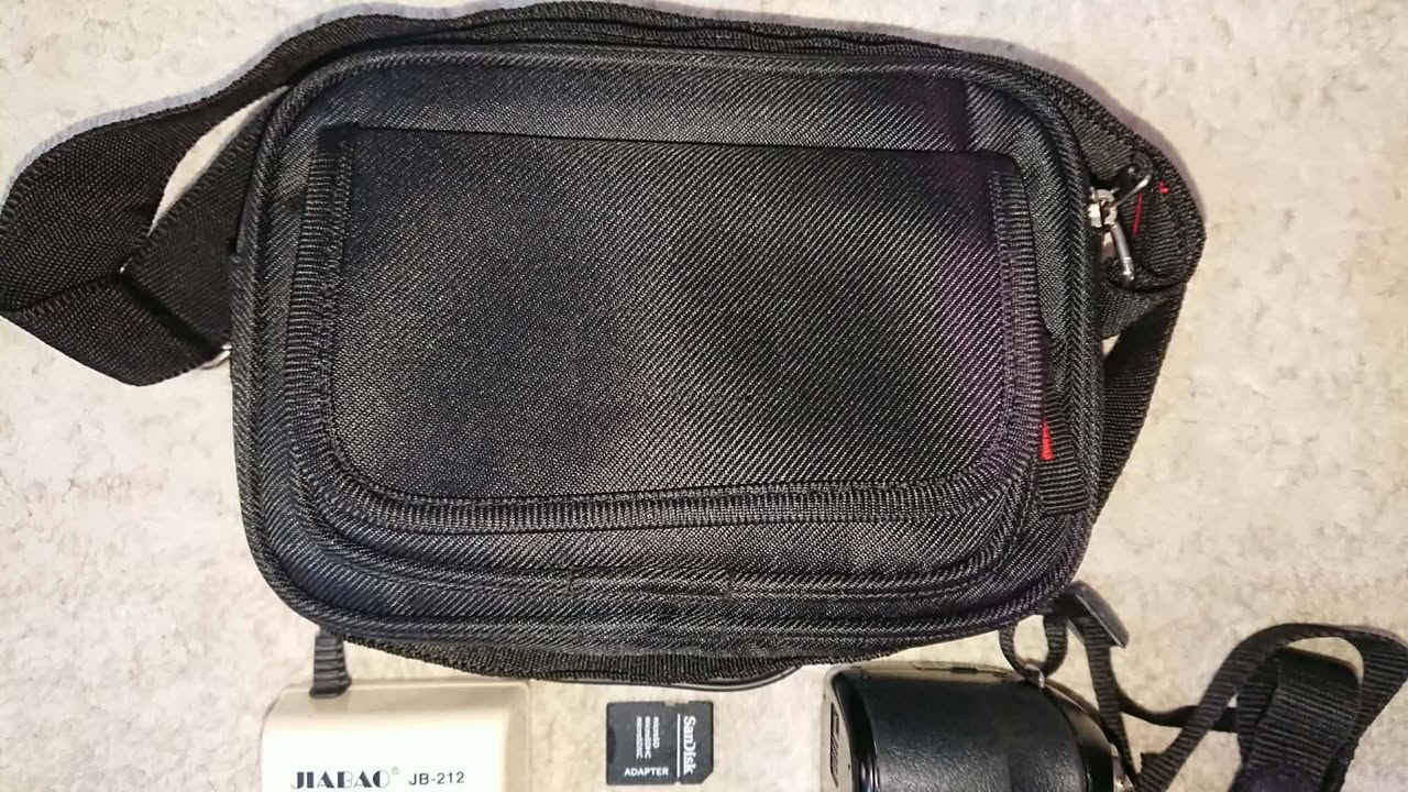 Camera Fujifilm s2980 bo froshtn

With memory 8GB and it's own special handbag, adapter and batteries, a batteries charger. 

Only for 100 dinars IQ! Only the price goes down to 90 dinars IQ!


**إذا كنت صاحب هذا الإعلان وتريد حذفه لأي سبب، رجاءا أرسل رسالة إلى الدعم الفني**