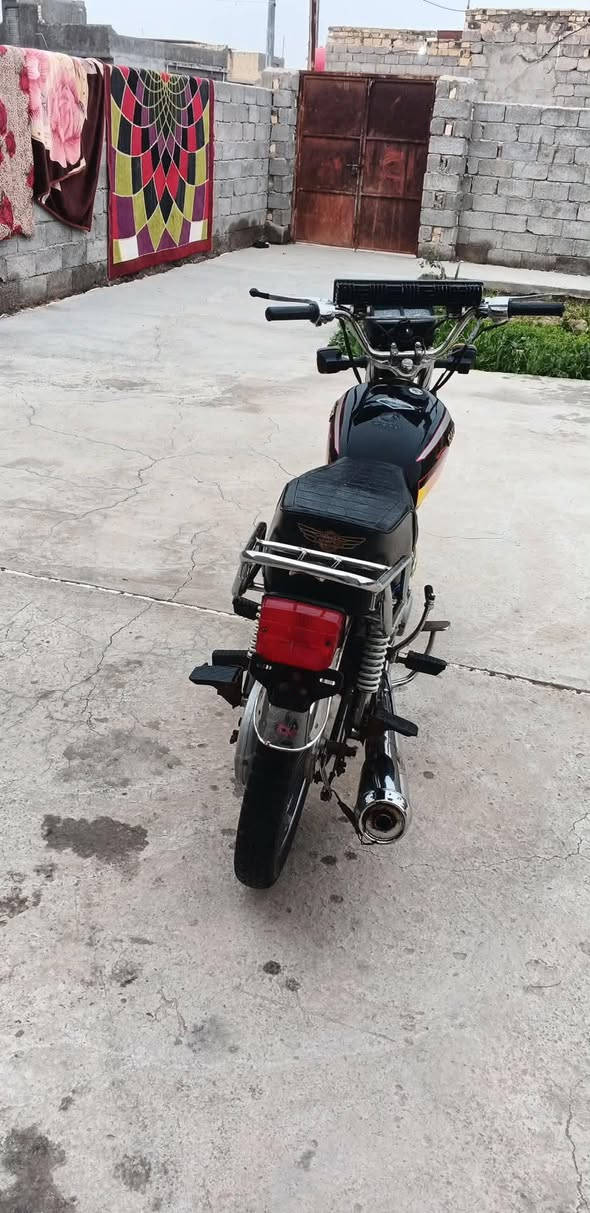 ***********$450 وبيها مجال
