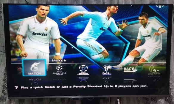 بلي2 محولة خارجية للبيع شرط الشغل ونظافة 90% مع كامل ملحقات جوستك عدد 2 + فلاش عدد 2 + ميموري + وايرات التشغيل ب45 الف عنواني ميسان ابو رمانه *********** عمارة
