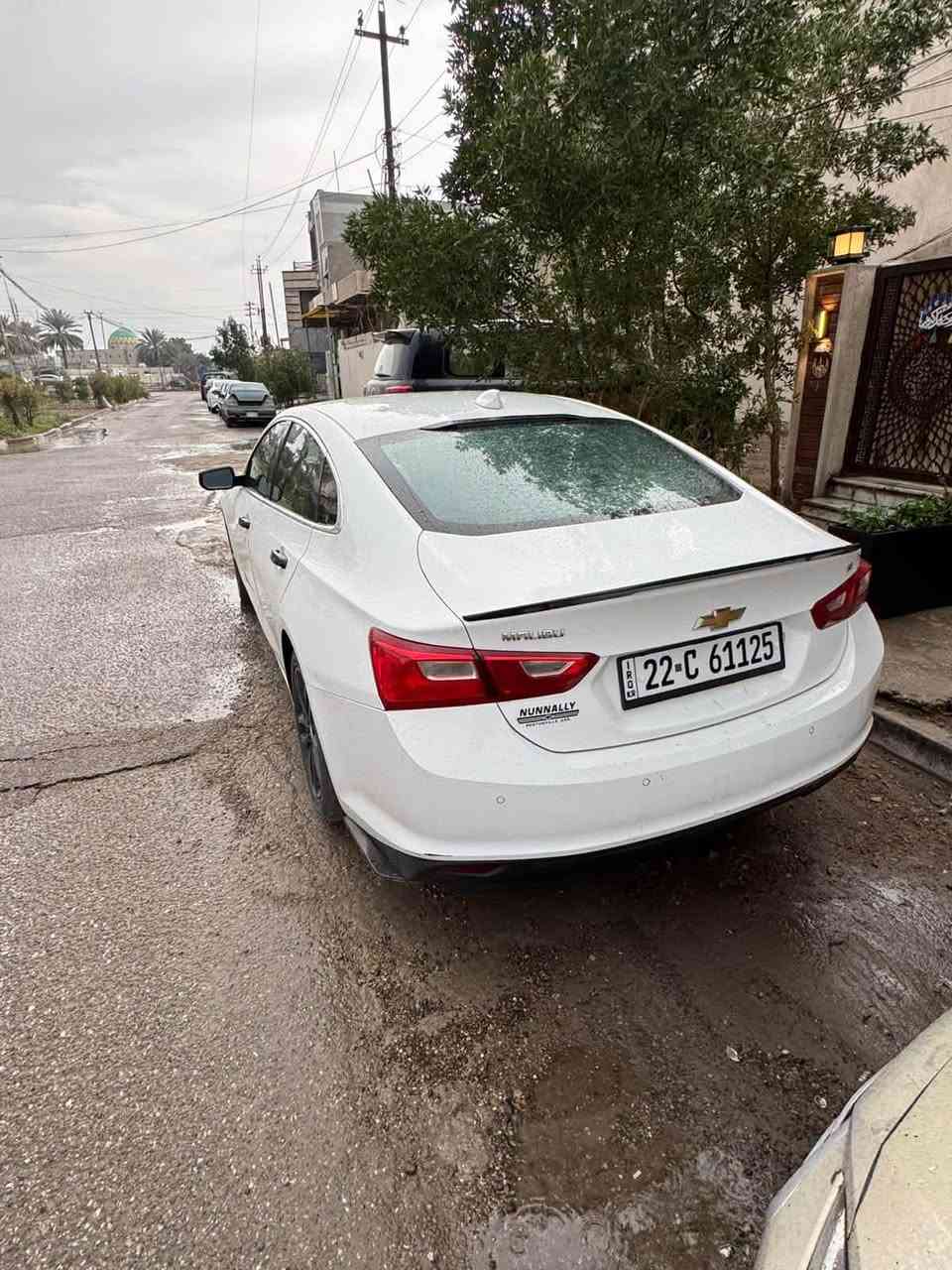 🚘 للبيع شفروليه ماليبو LT 2017

سيارة نظيفة ومستخدمة استخدام شخصي، جاهزة للتحويل مباشرة.

المواصفات:
✅ موديل 2017 فئة LT
✅ محرك 1.5 تيربو اقتصادي وقوي
✅ قير أوتوماتيك 6 سرعات
✅ دفع أمامي
✅ بصمة تشغيل ودخول ذكي
✅ رادار أمامي
✅ نظام النقطة العمياء
✅ كاميرا خلفية وحساسات ركن
✅ شاشة وسطية ونظام تحكم بالمقود
✅ مثبت سرعة
✅ تحكم كهربائي بالمقاعد (حسب التجهيز)
✅ تكييف أوتوماتيك
✅ أنظمة أمان متعددة

معلومات السيارة:
✅ ماشية 205,000 كم
✅ ملكية باسمي (تحويل مباشر)
✅ منظومة تبريد جديدة بالكامل
⚠️ يوجد ضرر موضح بالصور بكل وضوح

💰 السعر: 93 ورقة
📞 الاتصال: ***********

السيارة جاهزة للفحص والمعاينة، والجاد يتفضل.
