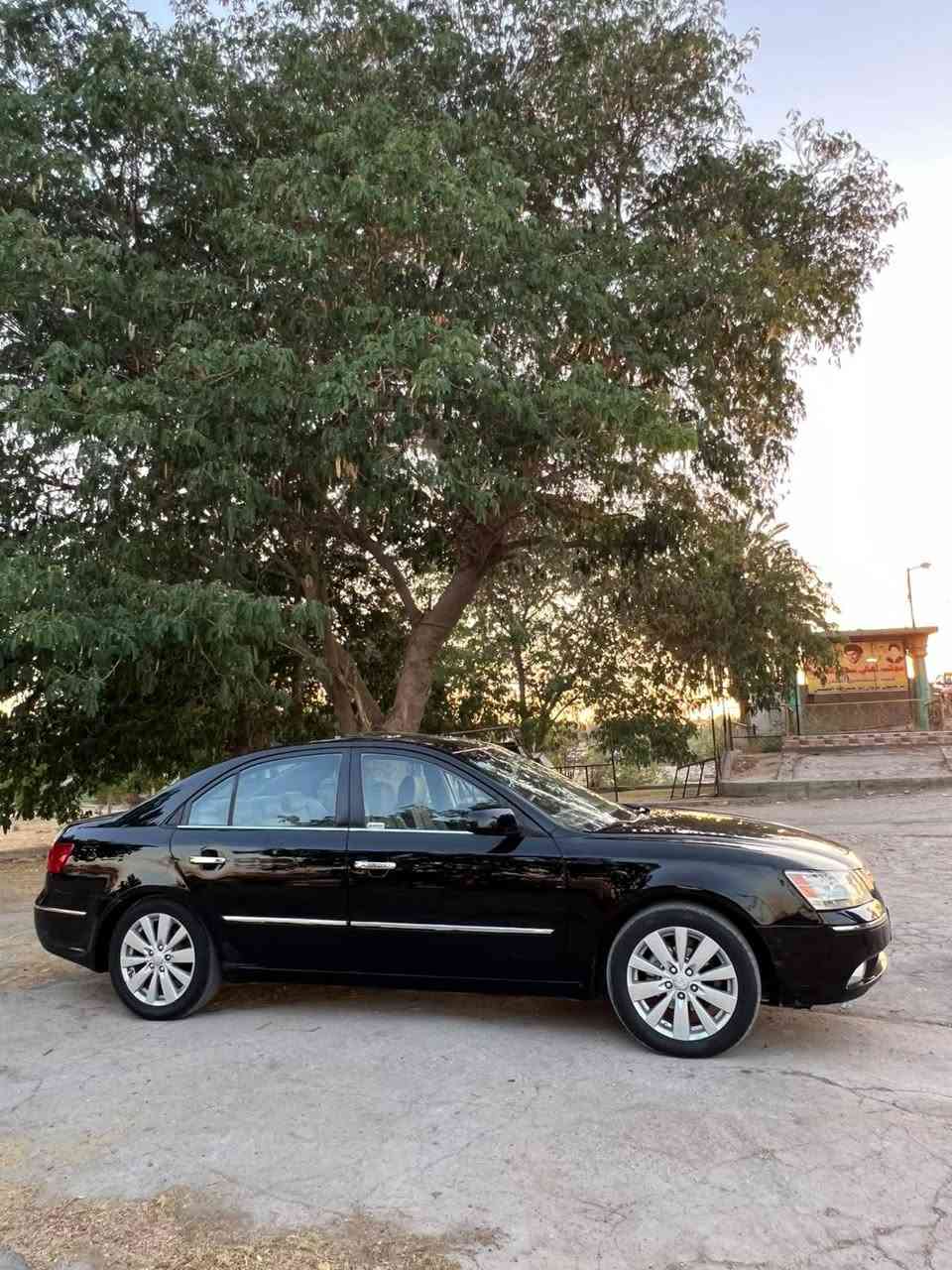 سلام عليكم سوناته 2009 وارد امريكي محرك جديد  2400 دوش كير 5 نمر حادث جاملغ امامي بدون بداخل السياره بيه تبديل قطعتين نفس الون صبغ فقط قطعه وحده  حداديه جديدة كير حاويه تبريد ثلج السياره جاهزه عله اخر حبايه فوال مواصفات فتحه تحكم ستيرين. كشن كهربا دمام خلفي داخل صاج السياره احله من الصور   مكاني بابل سده الهنديه السعراتصل ***********
